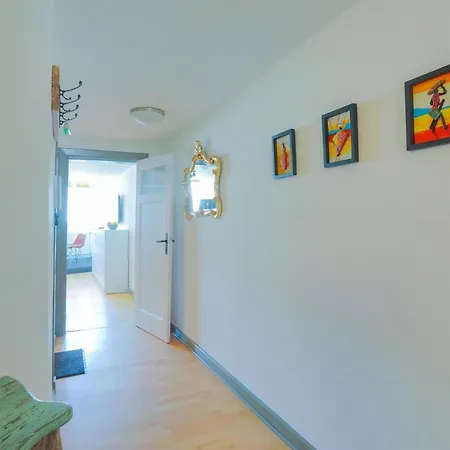 Im Einhornhaus Apartment *